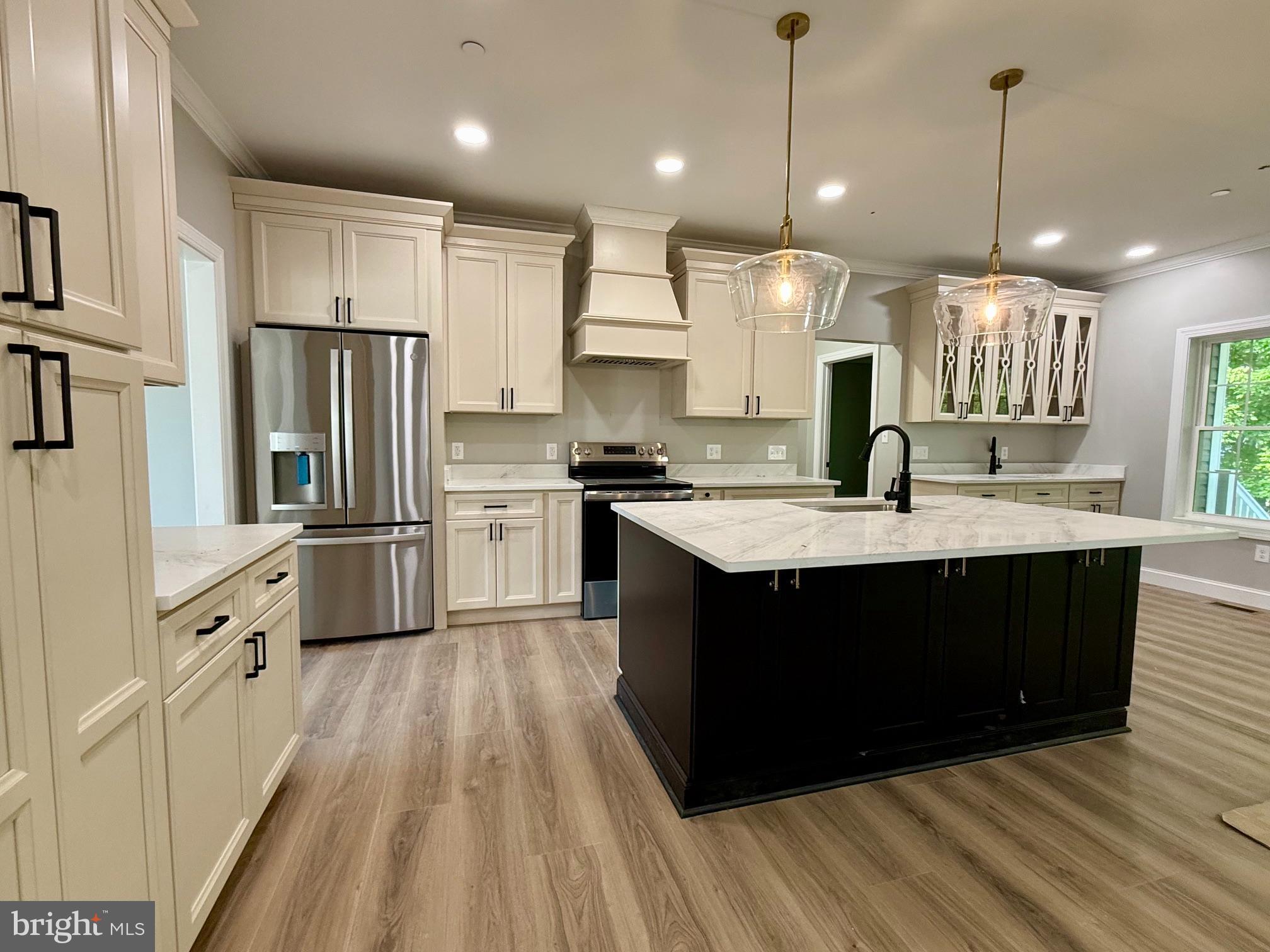 17480 LIGHTHOUSE COMMONS DRIVE