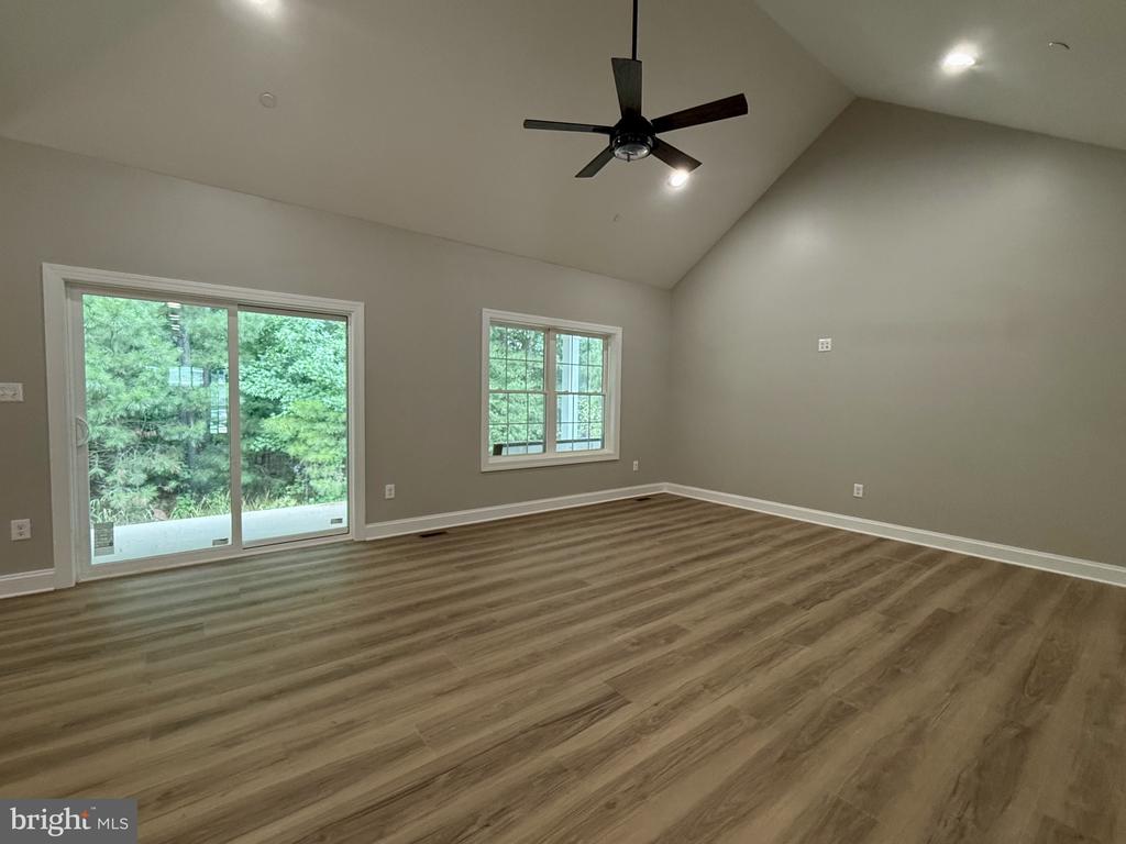 17480 LIGHTHOUSE COMMONS DRIVE