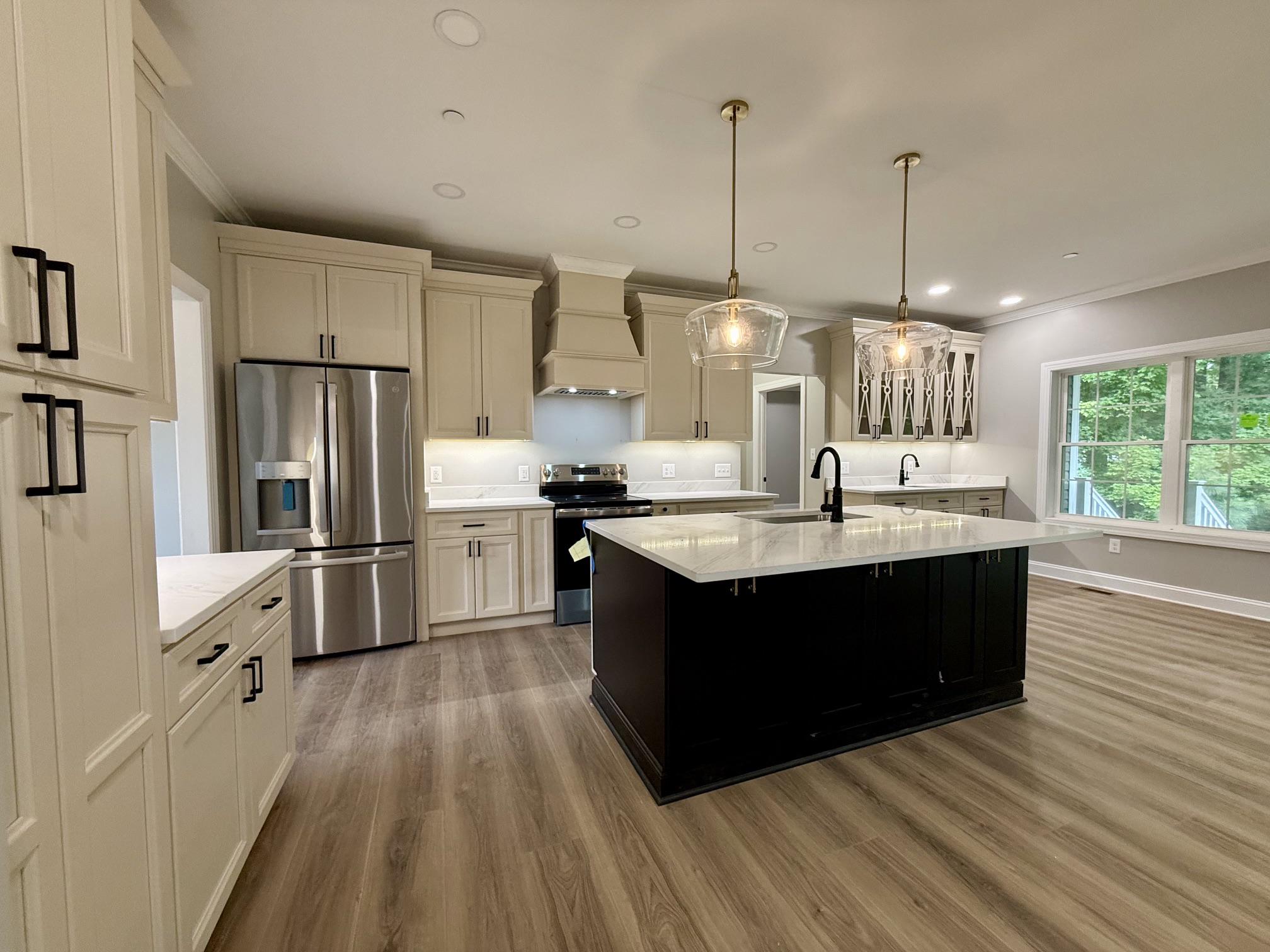 17480 LIGHTHOUSE COMMONS DRIVE