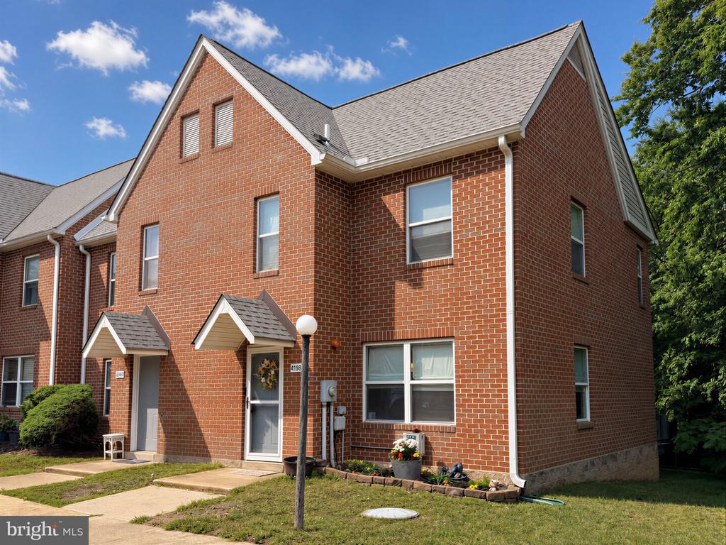 41986 SATCHEL PAIGE WAY