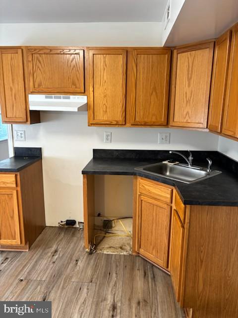 22756 LAWRENCE AVENUE Unit: 6