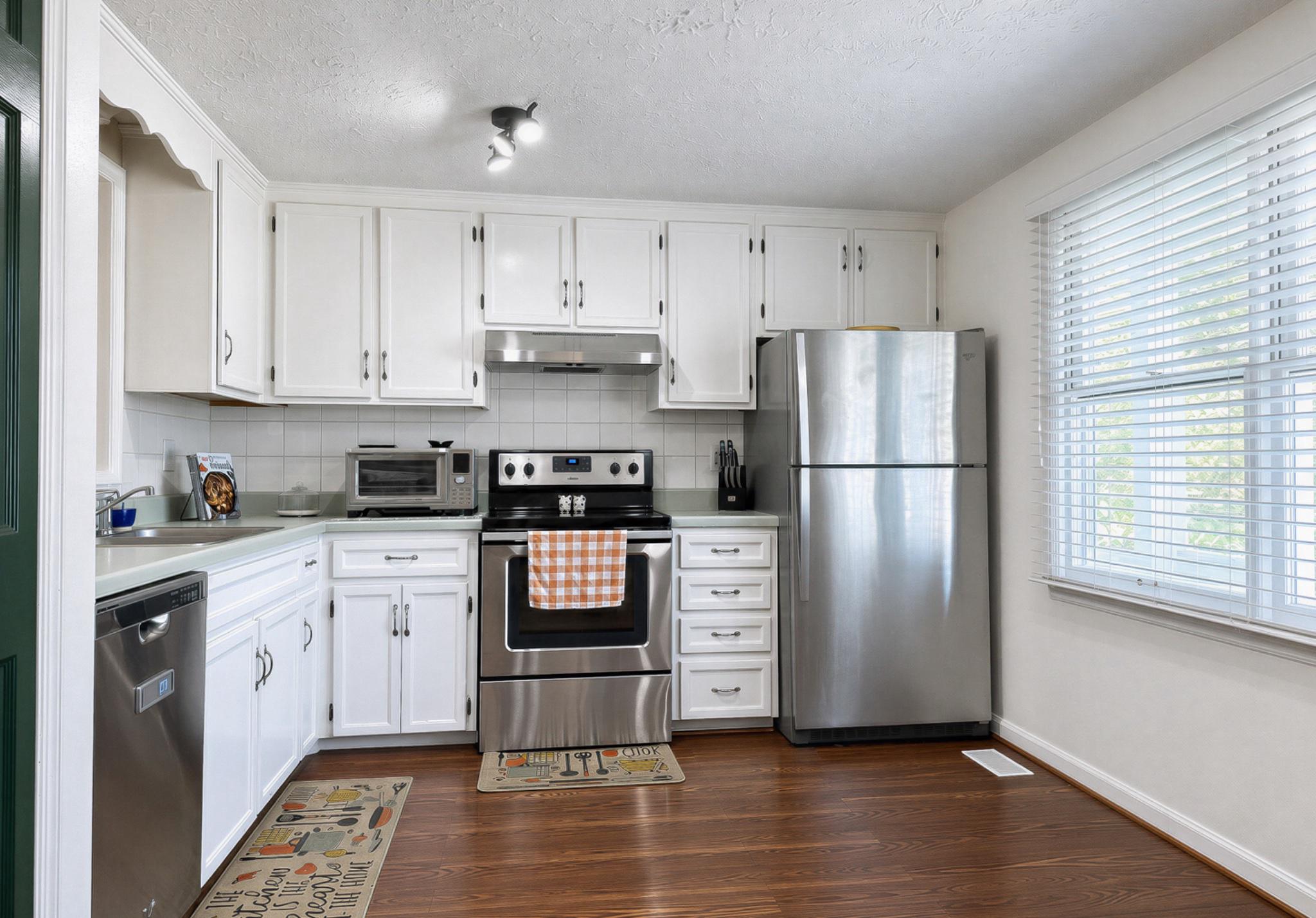 20811 HARLEQUIN LANE