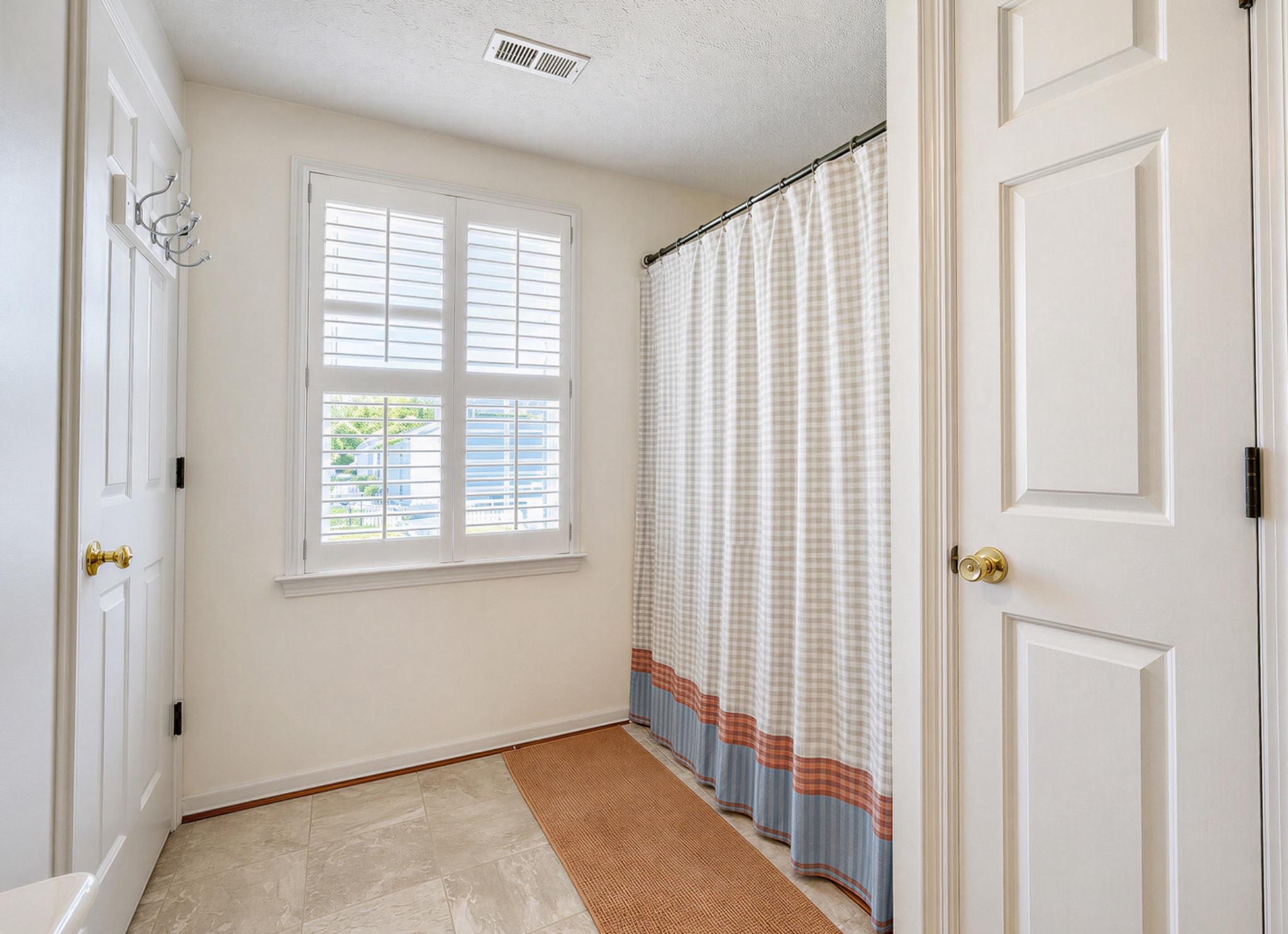20811 HARLEQUIN LANE