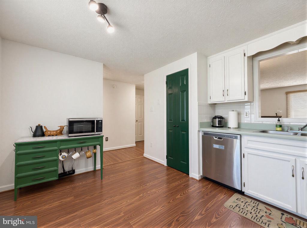 20811 HARLEQUIN LANE