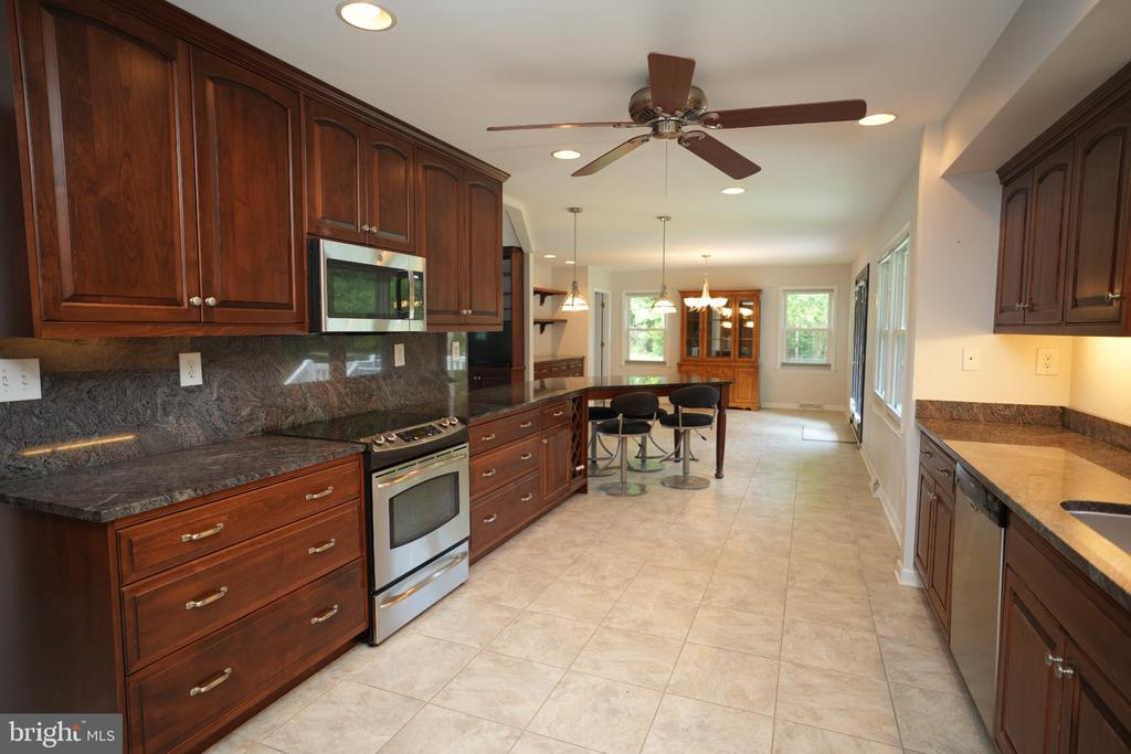 40582 PORT PLACE