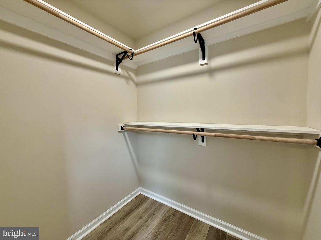44845 DOT BANAGAN LANE Unit: GARAGE APT