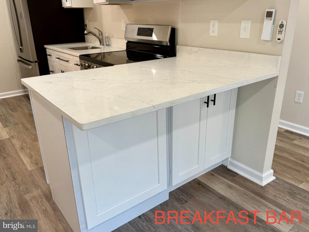 44845 DOT BANAGAN LANE Unit: GARAGE APT