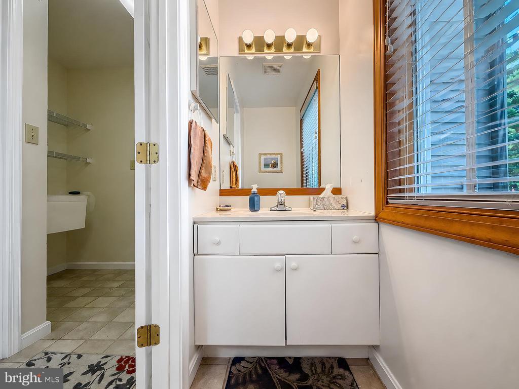 40579 PORT PLACE