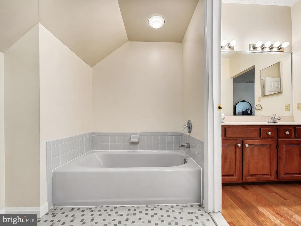 40579 PORT PLACE