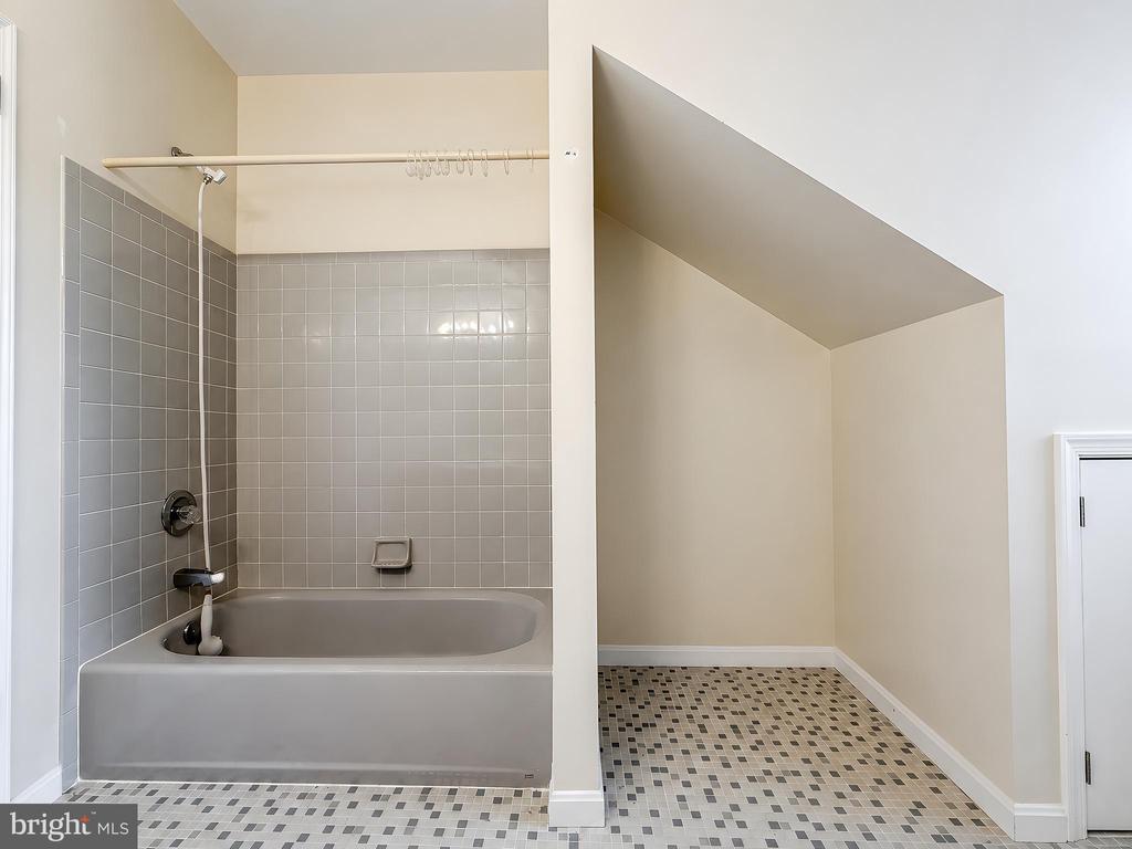 40579 PORT PLACE