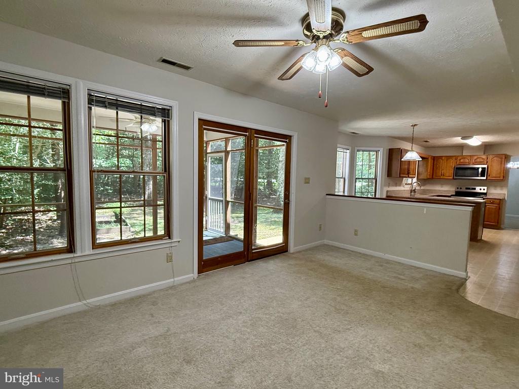 23124 AUTUMN LEAF WAY