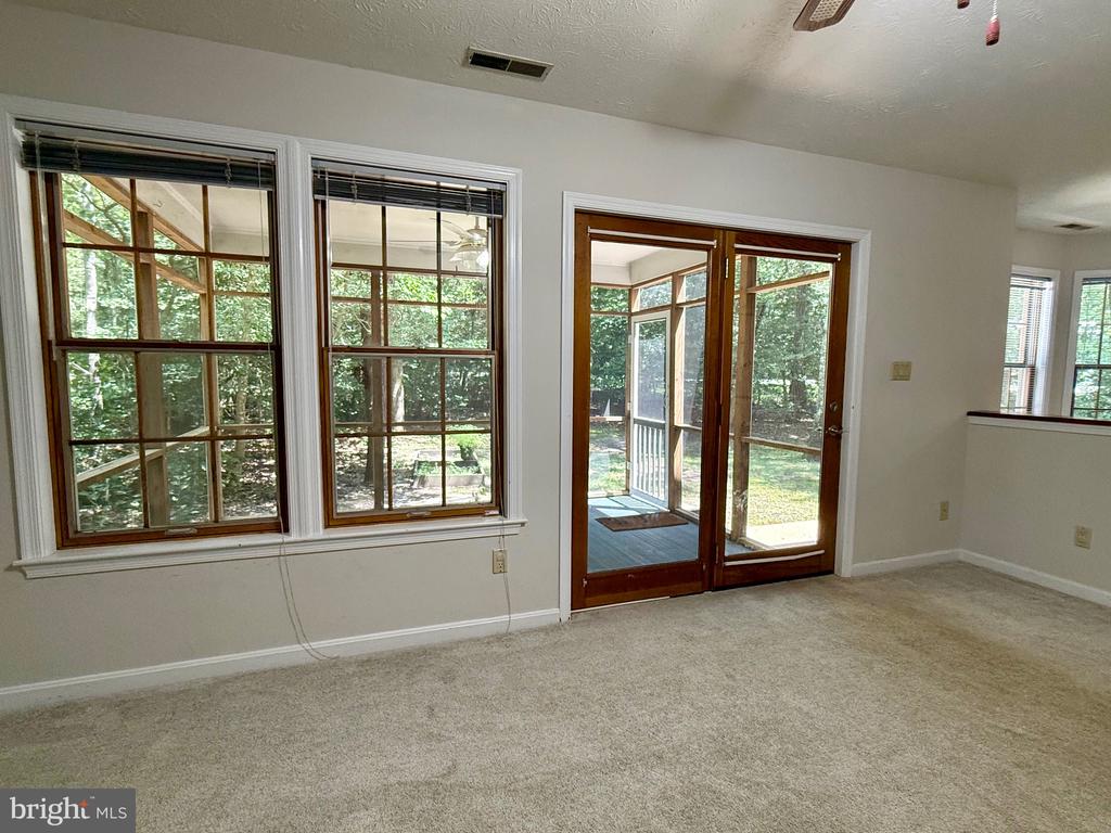 23124 AUTUMN LEAF WAY