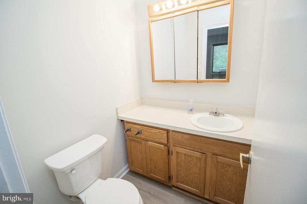 44792 LOCUST RIDGE COURT Unit: 850