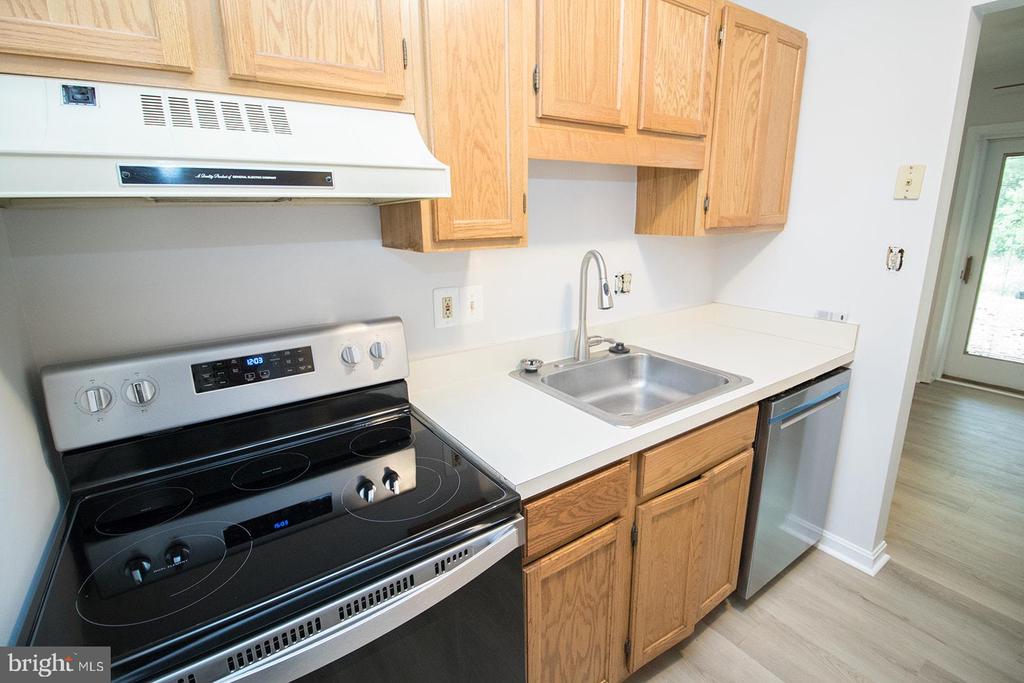 44792 LOCUST RIDGE COURT Unit: 850