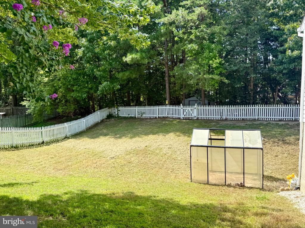 20797 RED ROSE COURT