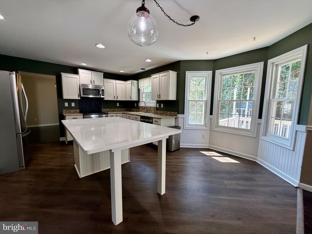 20797 RED ROSE COURT