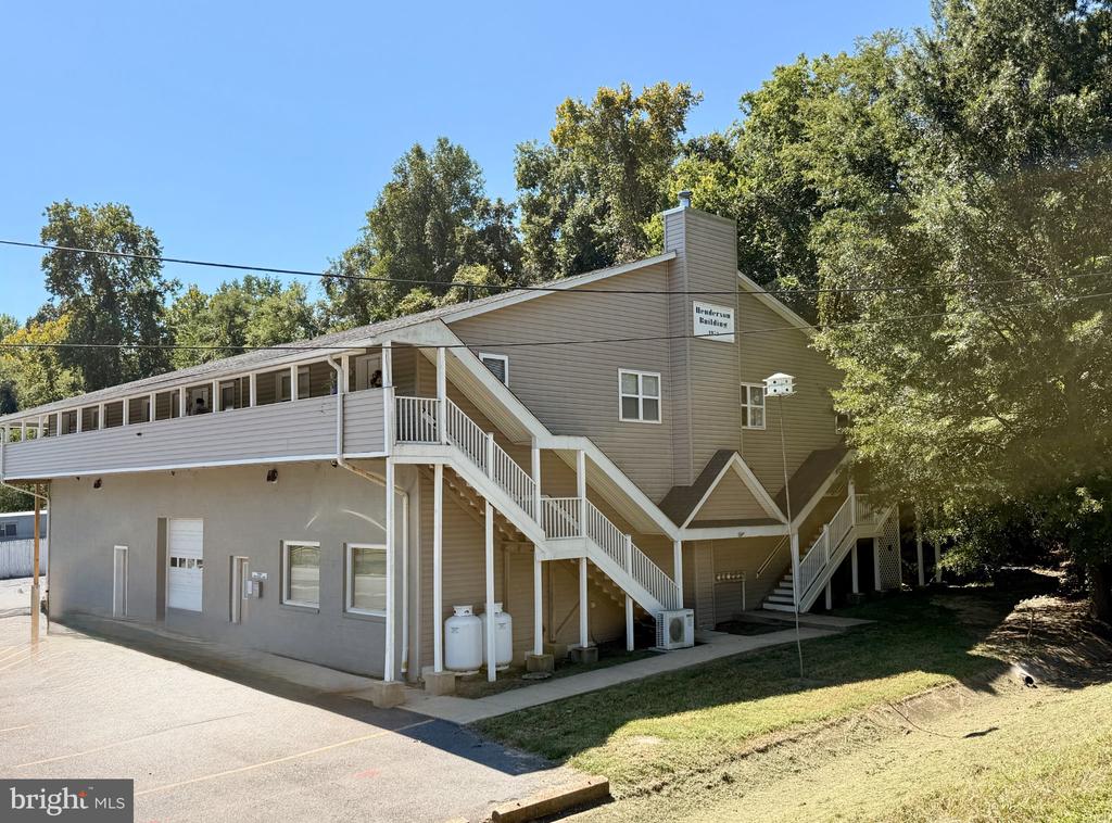 22665 VAN WERT LANE Unit: APT