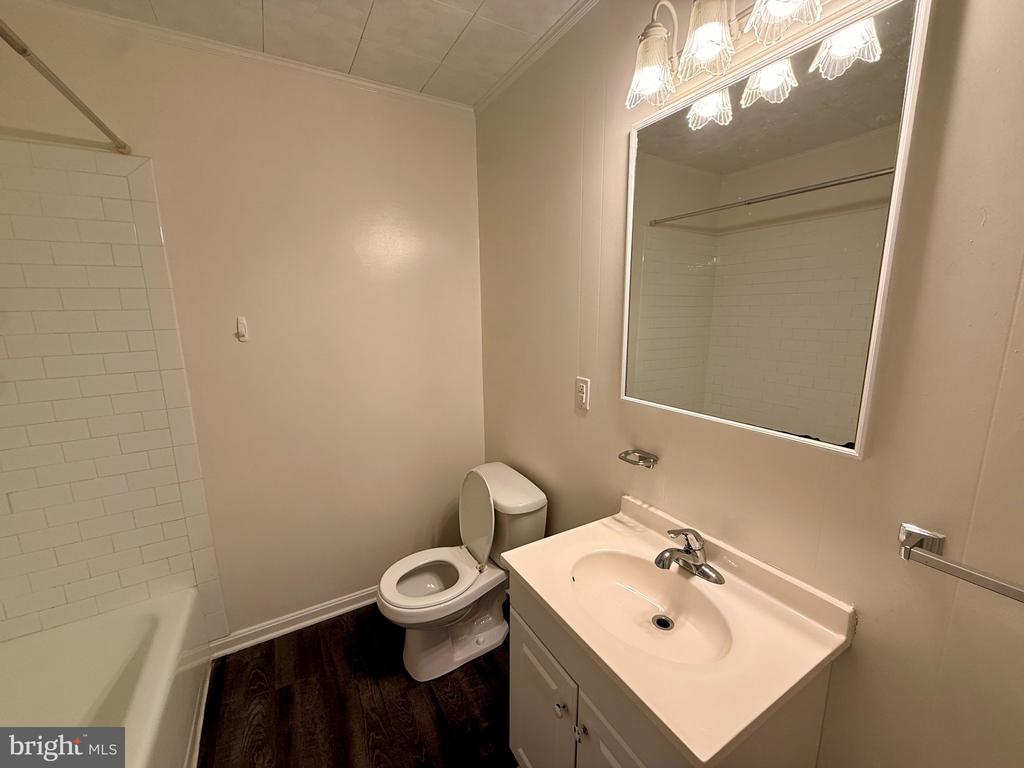 22665 VAN WERT LANE Unit: APT