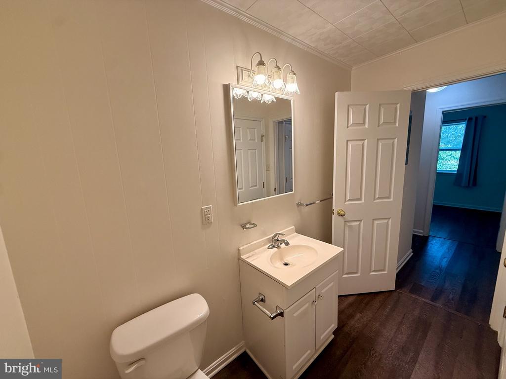 22665 VAN WERT LANE Unit: APT