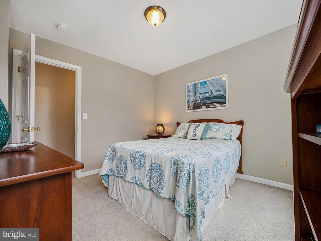 20953 PINTAIL COURT