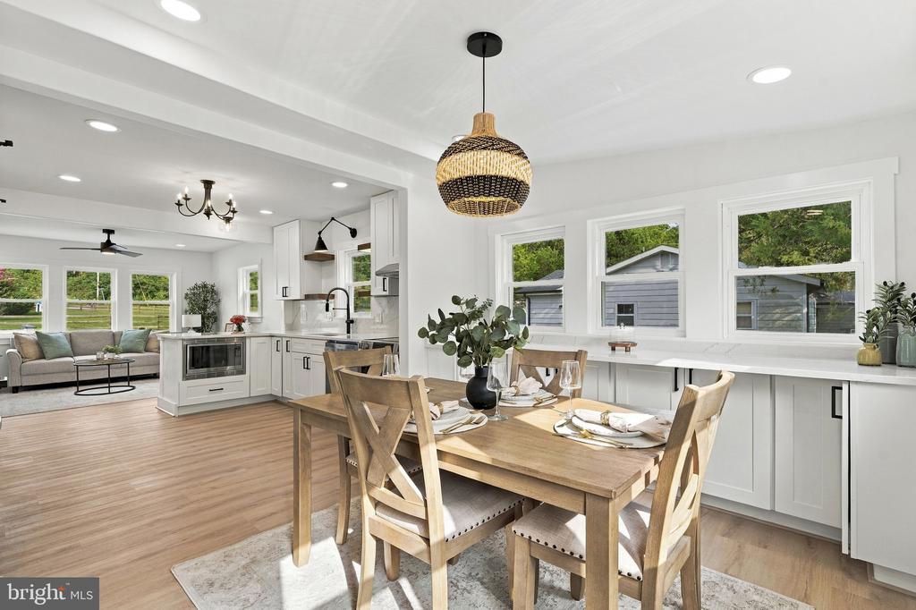 36847 SANDY LANE