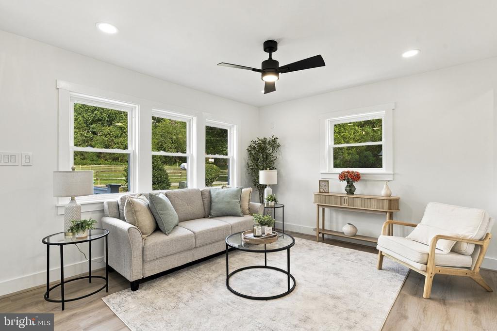 36847 SANDY LANE