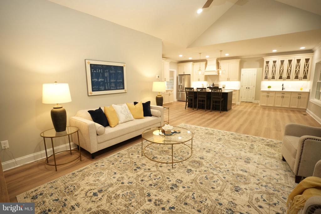 17480 LIGHTHOUSE COMMONS DRIVE
