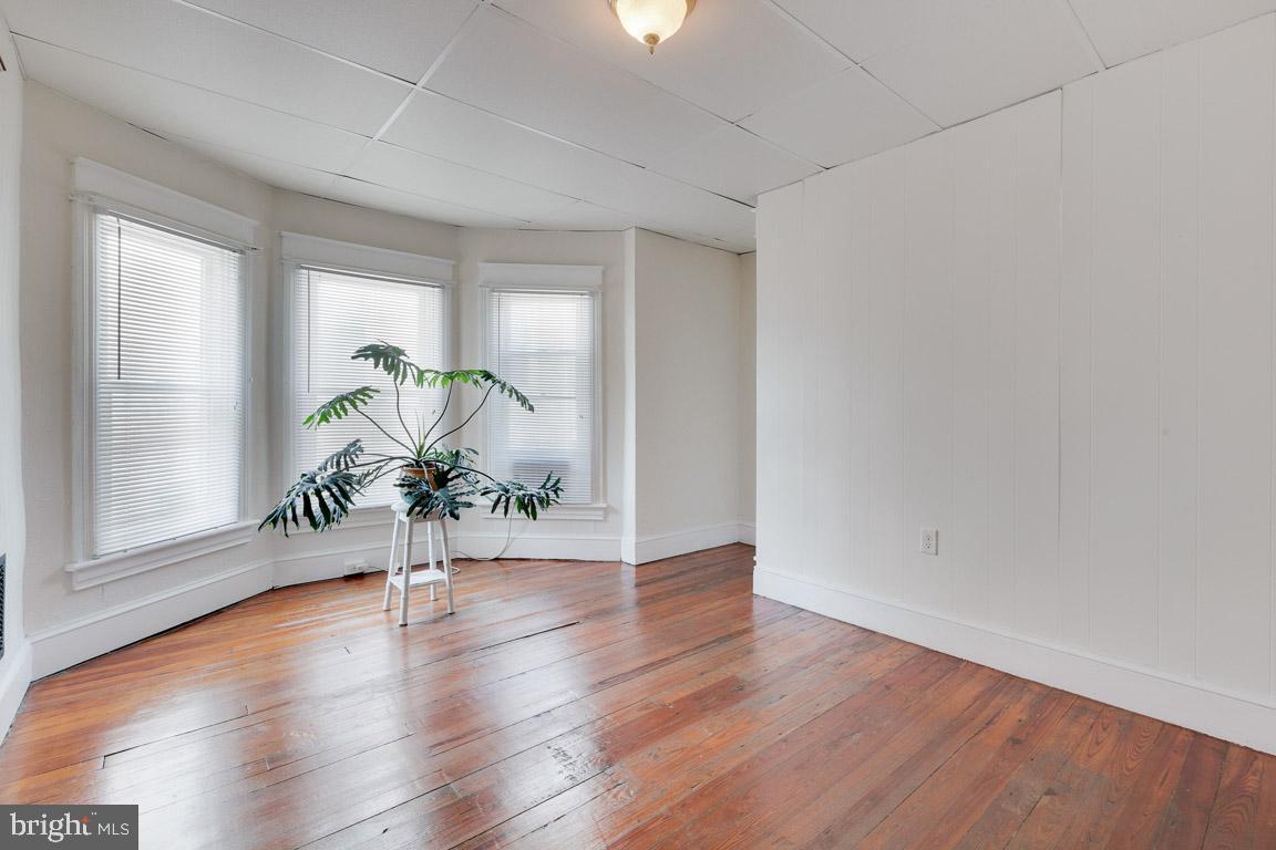 205 Westside AVENUE