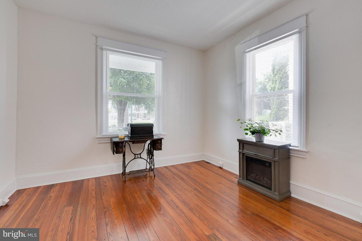 205 Westside AVENUE