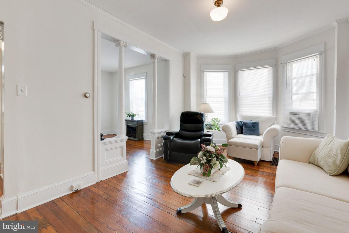 205 Westside AVENUE