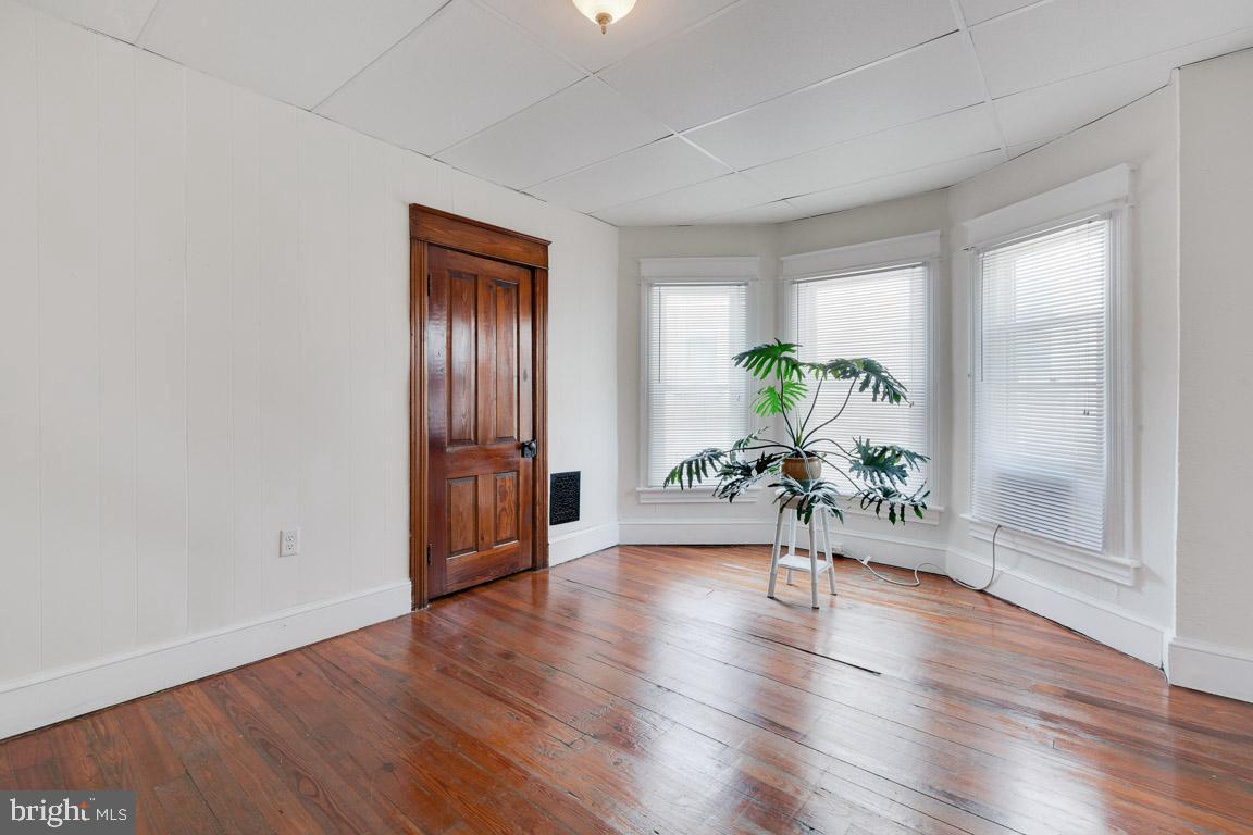 205 Westside AVENUE