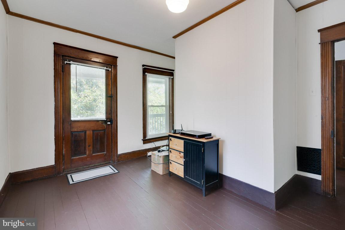 205 Westside AVENUE