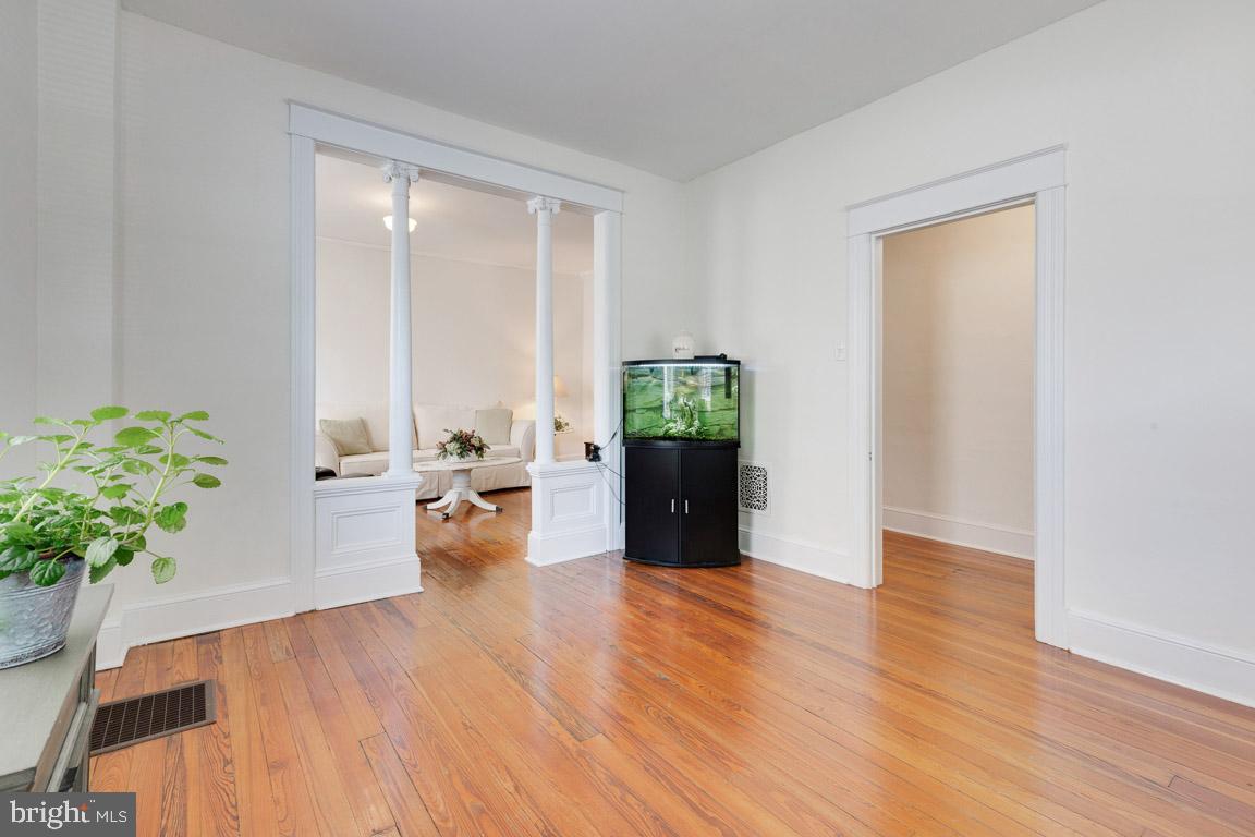 205 Westside AVENUE