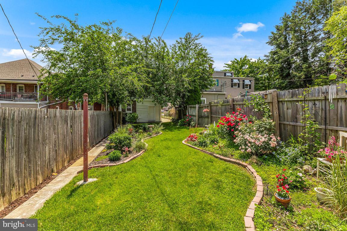 205 Westside AVENUE