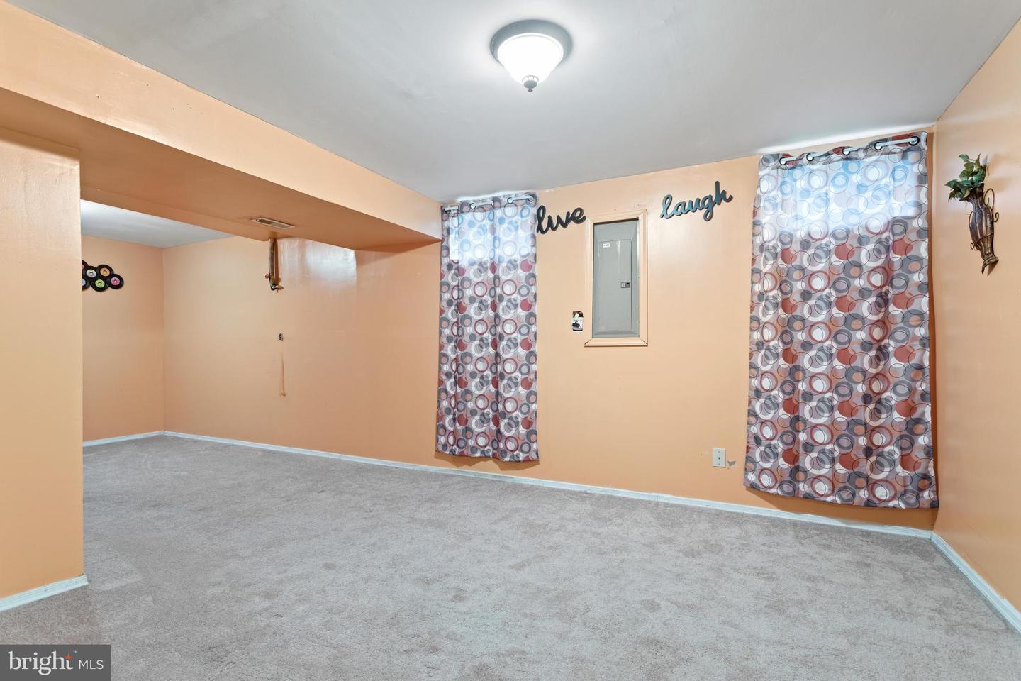 10006 Rider COURT