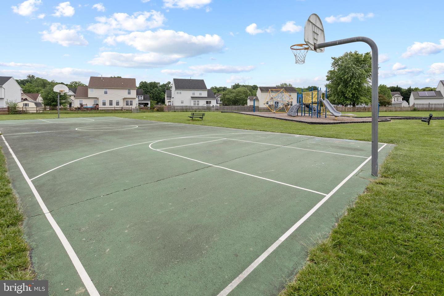 10006 Rider COURT