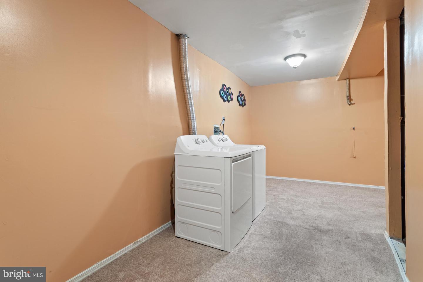 10006 Rider COURT
