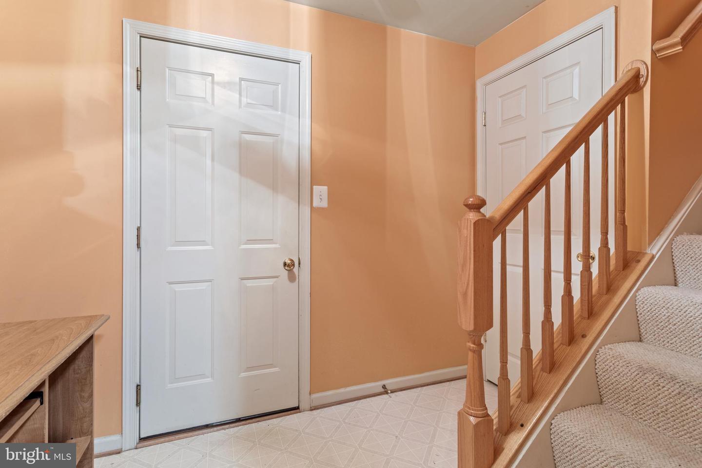 10006 Rider COURT