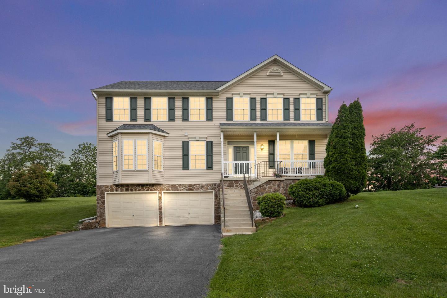 10006 Rider COURT