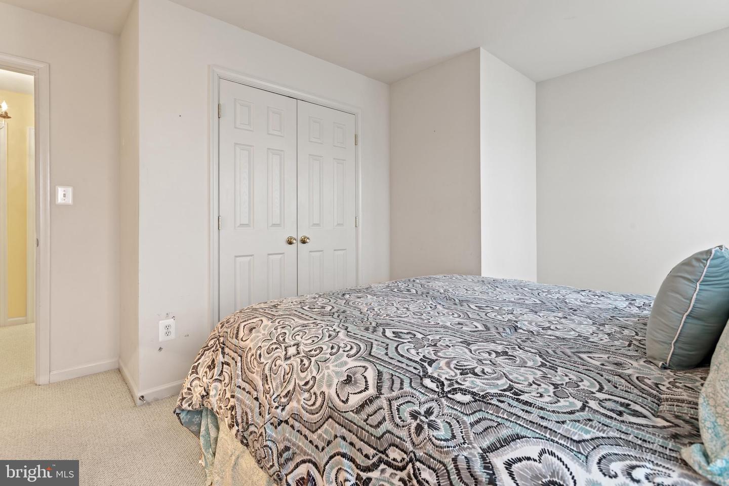 10006 Rider COURT