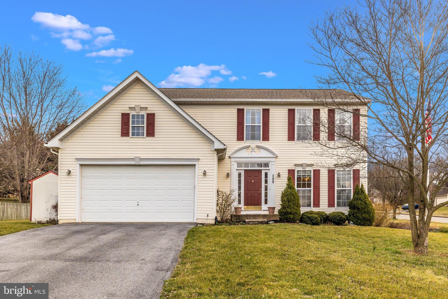108 Fishing Creek LANE