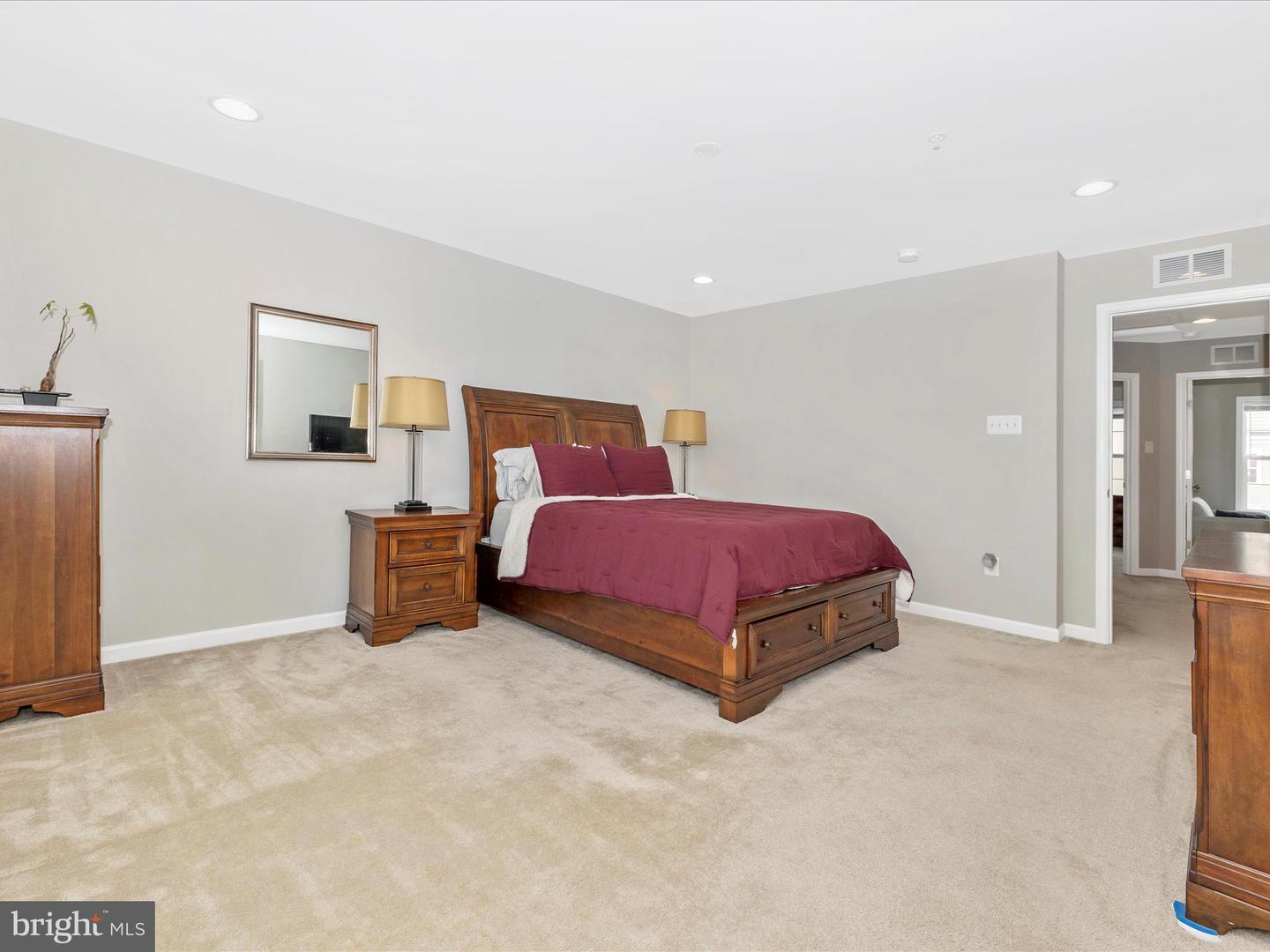 20219 Capital LANE