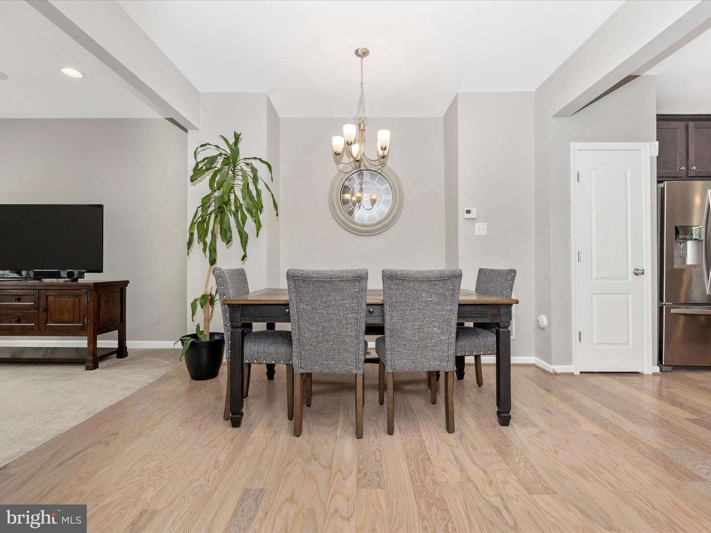 20219 Capital LANE