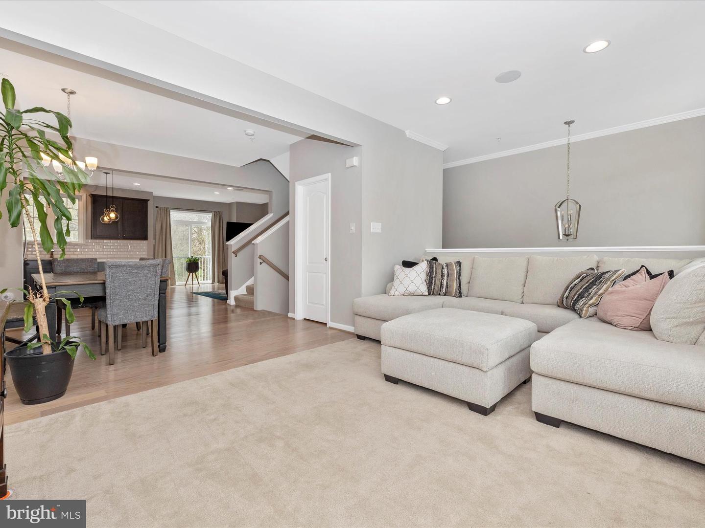 20219 Capital LANE