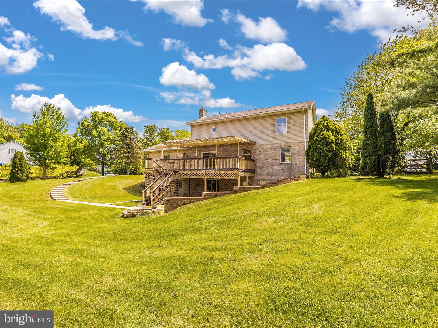 9364 Childacrest DRIVE