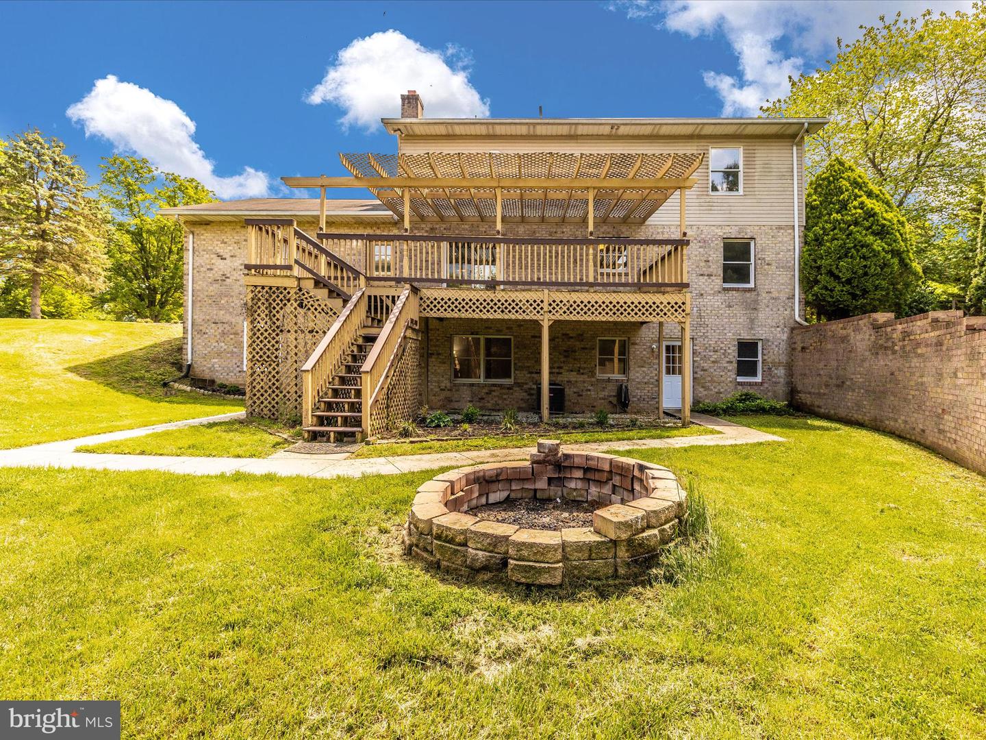 9364 Childacrest DRIVE