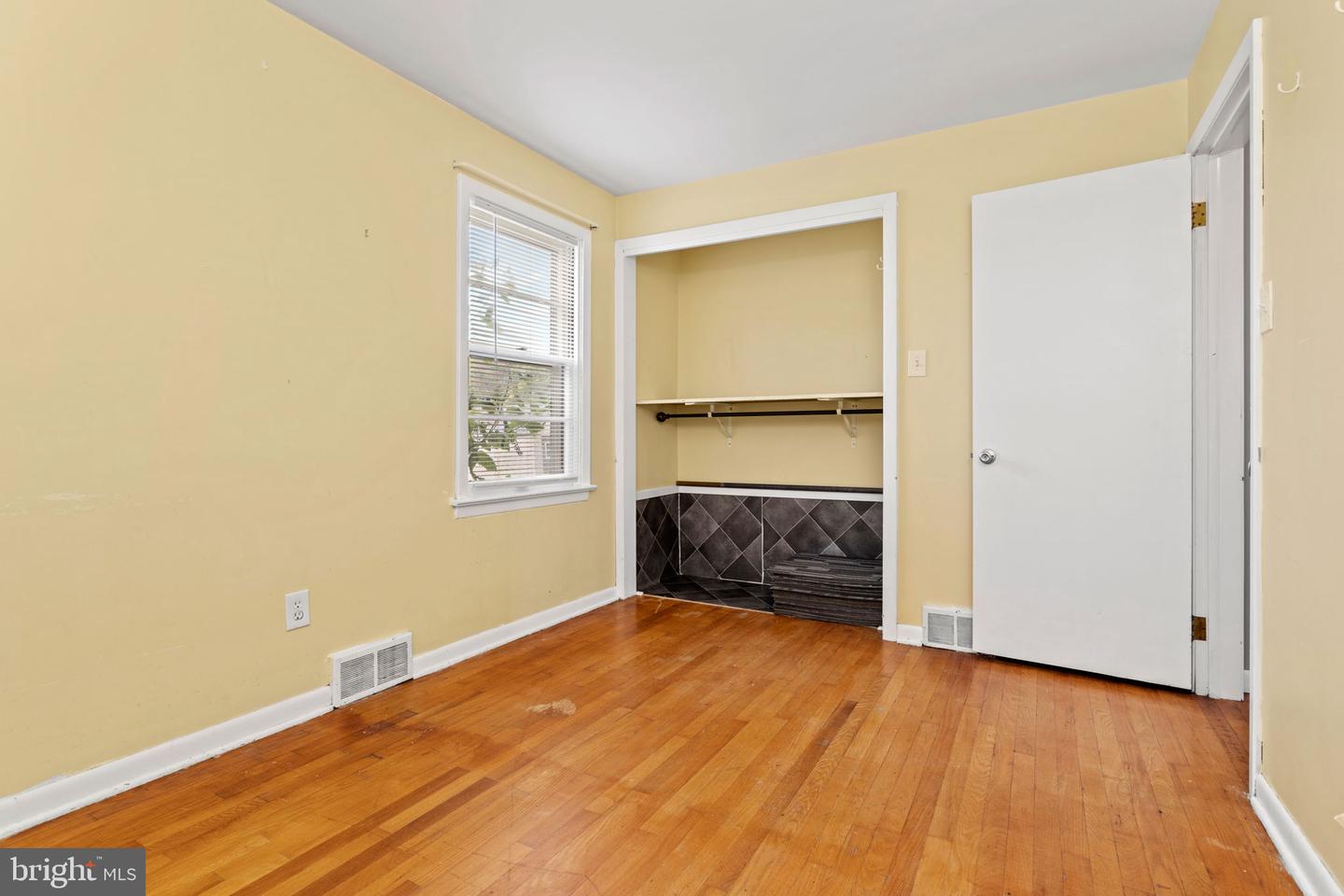 15 Snyder AVENUE