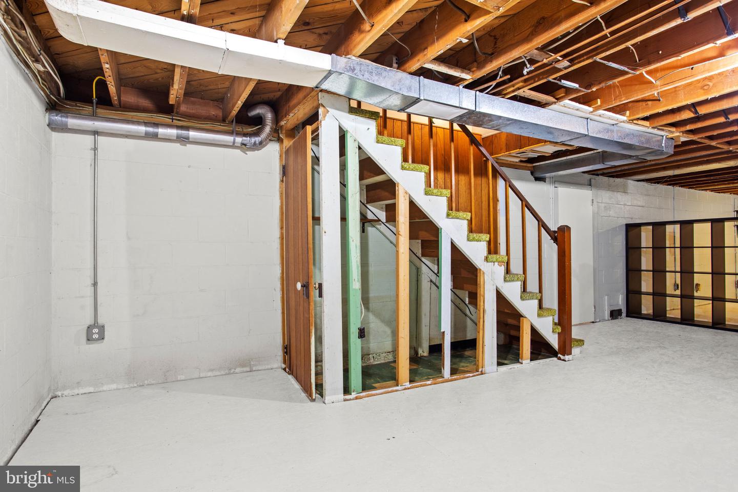 15 Snyder AVENUE