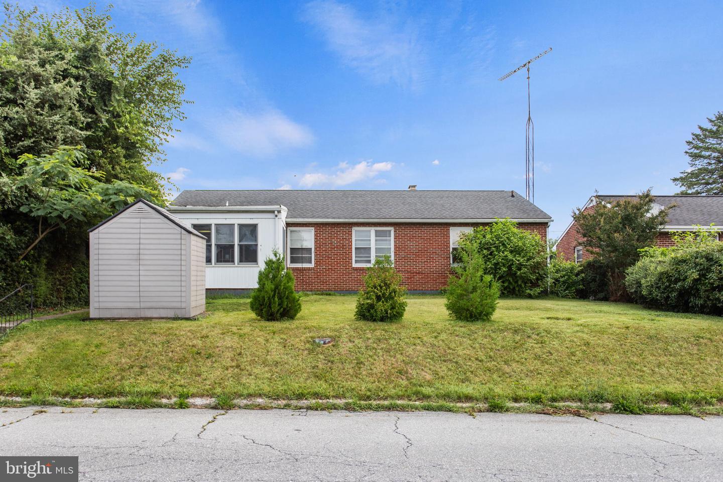 15 Snyder AVENUE