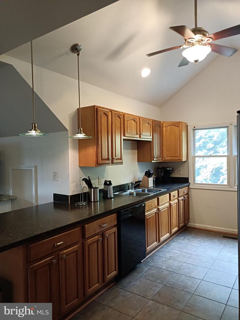 14022 Poplar Grove ROAD